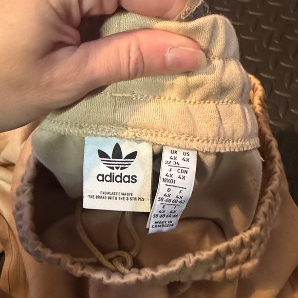 Adidas • NWOT Women's Beige Jogger Pants - Picture 5 of 6